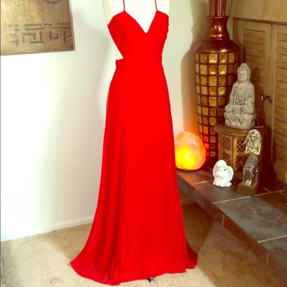 New WOT* Missguided Sexy Red Long Backless Dress